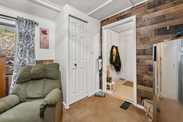 425 Autumn Lane, Gatlinburg, TN 37738