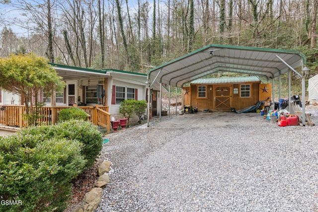425 Autumn Lane, Gatlinburg, TN 37738