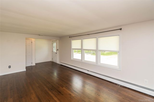 2188 State Route 32, Modena, NY 12548