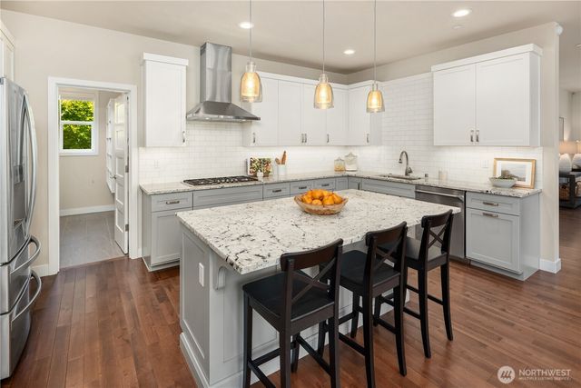 3230 175th Court NE, Redmond, WA 98052