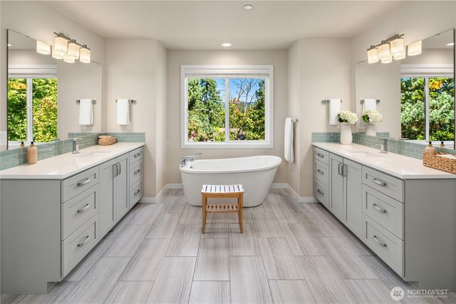 3230 175th Court NE, Redmond, WA 98052