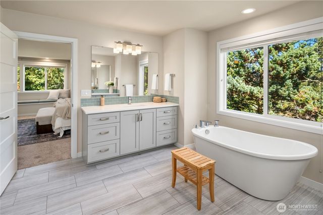 3230 175th Court NE, Redmond, WA 98052