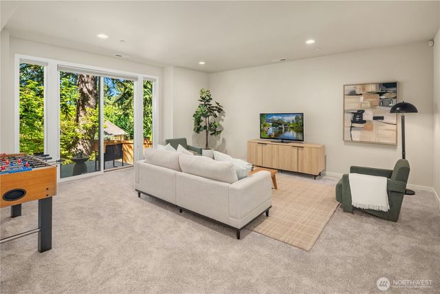 3230 175th Court NE, Redmond, WA 98052