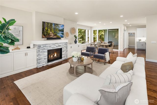 3230 175th Court NE, Redmond, WA 98052