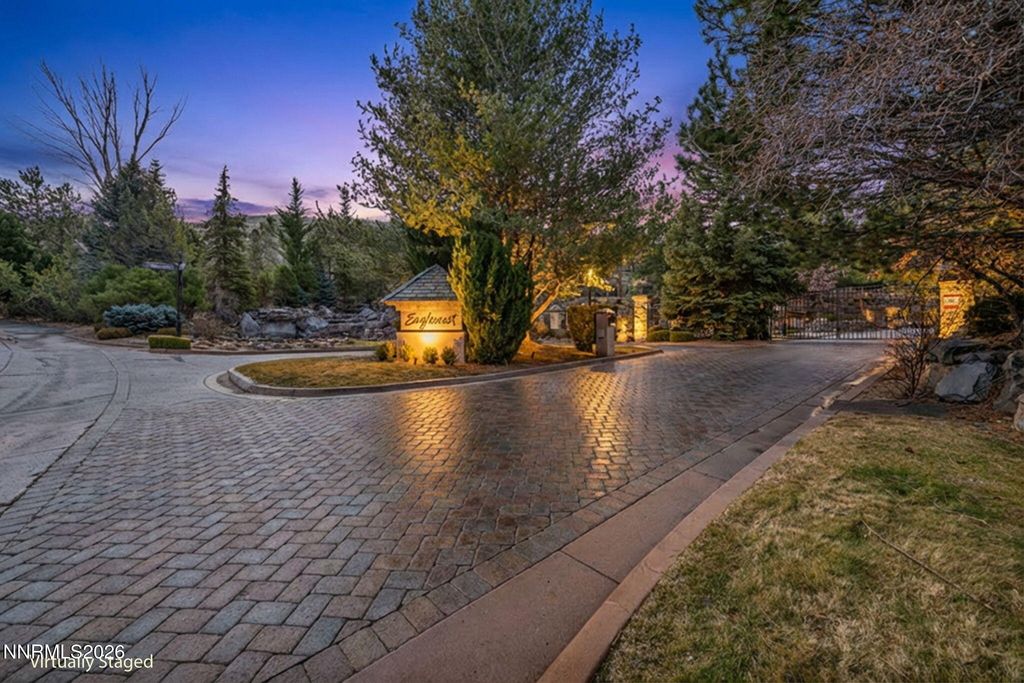 Image 12 of property listing at 4387 Sharps Road, Reno, NV 89519