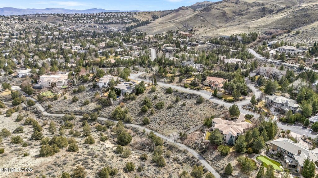 Image 6 of property listing at 4387 Sharps Road, Reno, NV 89519