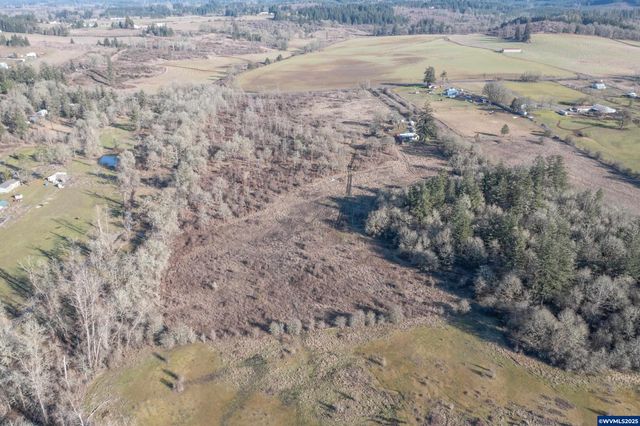 35388 Richardson Gap (next to) Rd, Lebanon, OR 97355