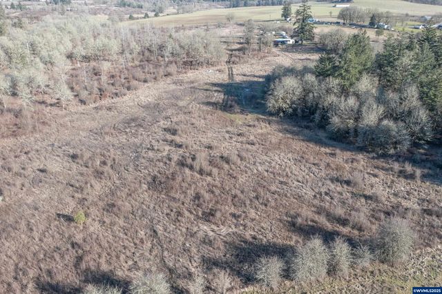 35388 Richardson Gap (next to) Rd, Lebanon, OR 97355