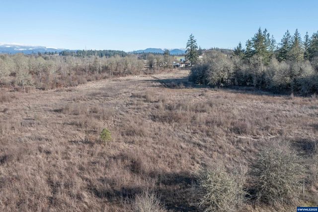 35388 Richardson Gap (next to) Rd, Lebanon, OR 97355