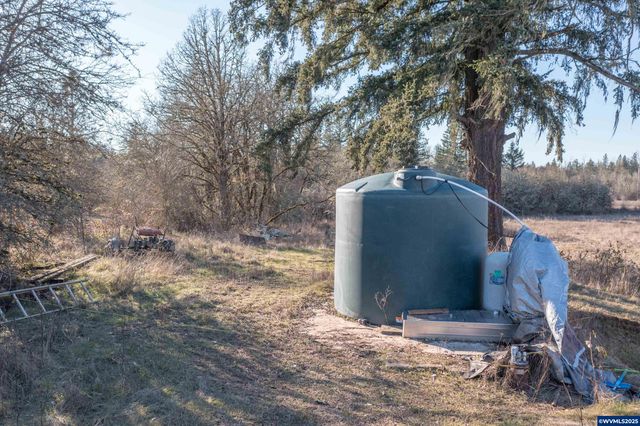 35388 Richardson Gap (next to) Rd, Lebanon, OR 97355
