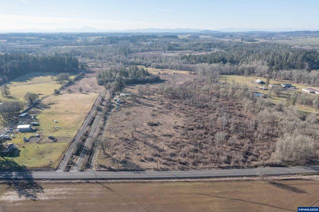 35388 Richardson Gap (next to) Rd, Lebanon, OR 97355