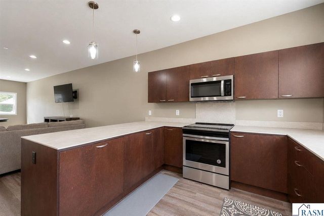 3025 Bluestem Trail, Mankato, MN 56001