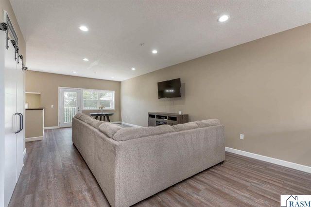 3025 Bluestem Trail, Mankato, MN 56001