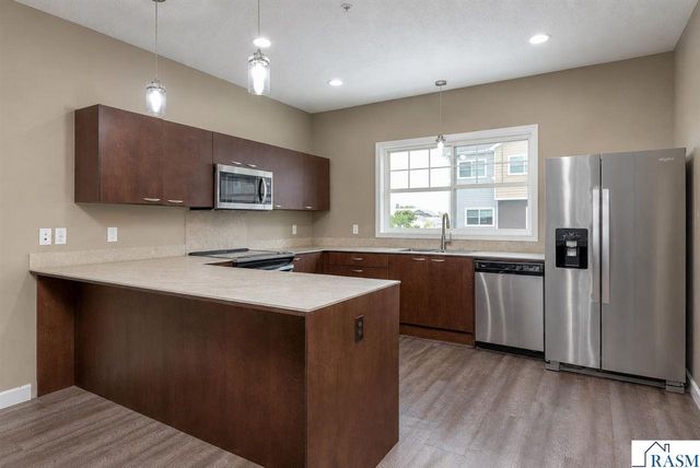 3025 Bluestem Trail, Mankato, MN 56001