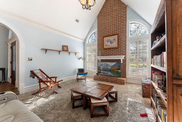 11 Hornsilver Place, The Woodlands, TX 77381