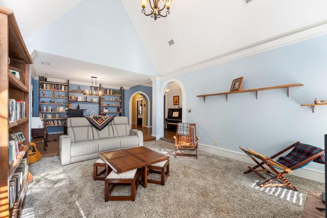 11 Hornsilver Place, The Woodlands, TX 77381