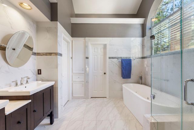 11 Hornsilver Place, The Woodlands, TX 77381