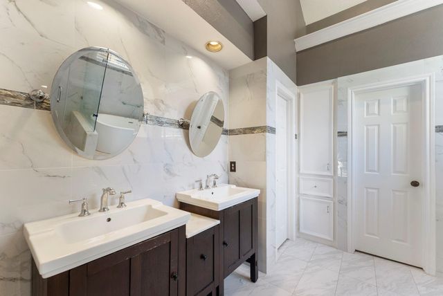 11 Hornsilver Place, The Woodlands, TX 77381