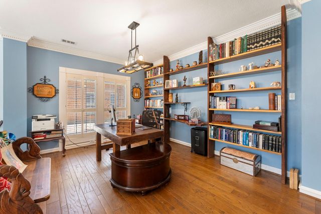 11 Hornsilver Place, The Woodlands, TX 77381