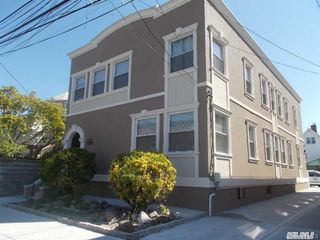 40-11 214th Place 2R, Bayside, NY 11361