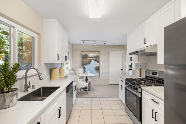 1243 Talbryn Drive, Belmont, CA 94002