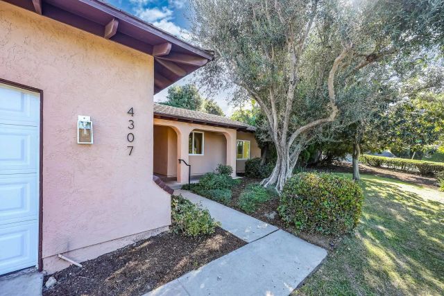 4307 Macronald Dr, La Mesa, CA 91941