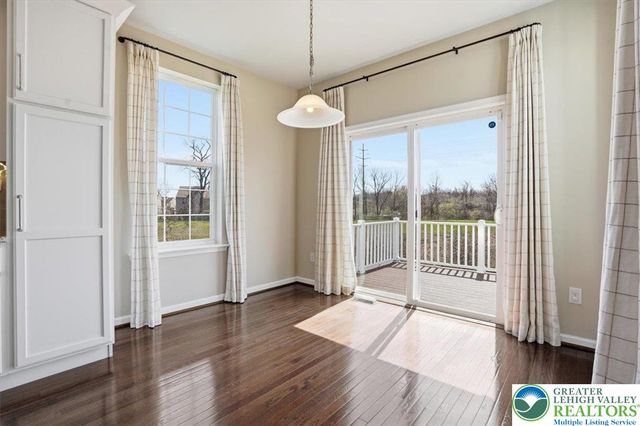 250 Redclover Lane, Allentown City, PA 18104