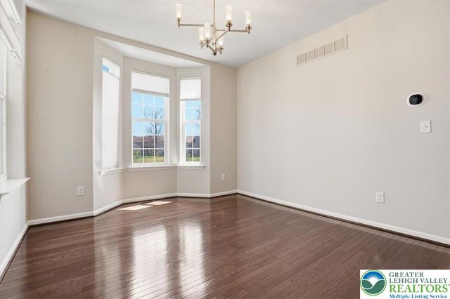 250 Redclover Lane, Allentown City, PA 18104