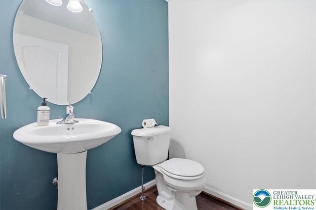 250 Redclover Lane, Allentown City, PA 18104