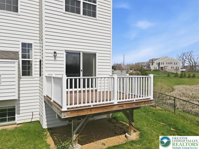 250 Redclover Lane, Allentown City, PA 18104