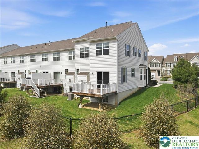 250 Redclover Lane, Allentown City, PA 18104