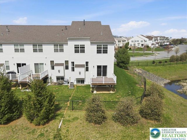 250 Redclover Lane, Allentown City, PA 18104