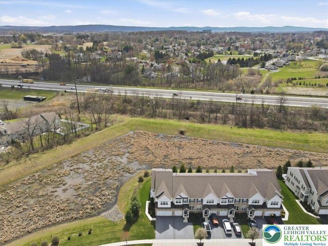 250 Redclover Lane, Allentown City, PA 18104