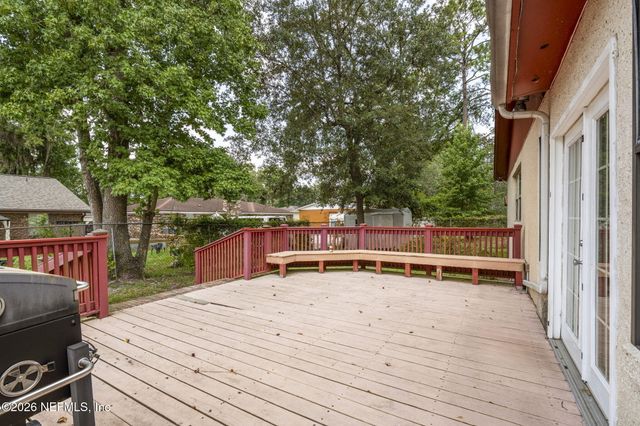 1222 SQUIRREL Lane S, Jacksonville, FL 32218