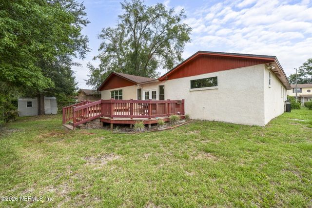 1222 SQUIRREL Lane S, Jacksonville, FL 32218