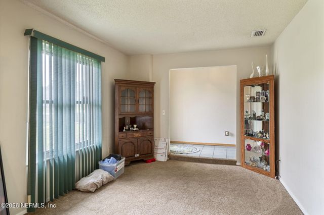 1222 SQUIRREL Lane S, Jacksonville, FL 32218