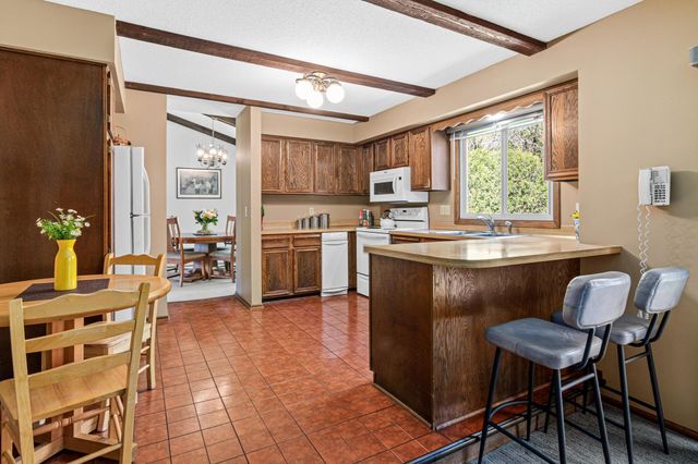 8370 W 107th Street, Bloomington, MN 55438
