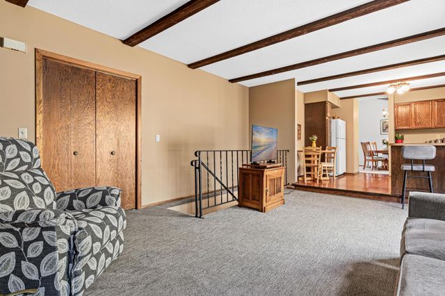 8370 W 107th Street, Bloomington, MN 55438