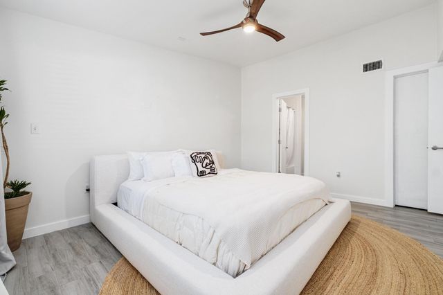 2200 Dickson DR 218, Austin, TX 78704