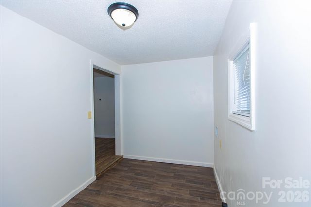 281 Glenwood Drive, Marion, NC 28752