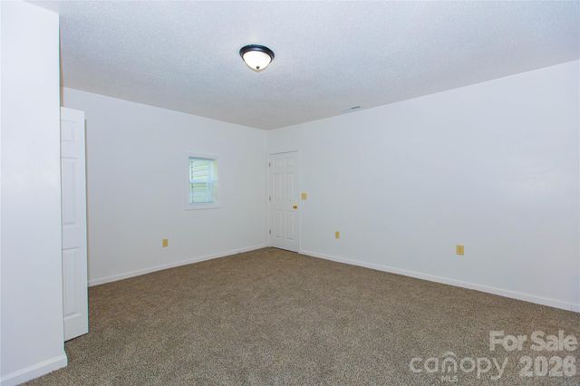 281 Glenwood Drive, Marion, NC 28752
