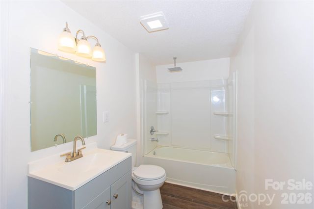 281 Glenwood Drive, Marion, NC 28752