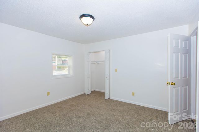 281 Glenwood Drive, Marion, NC 28752
