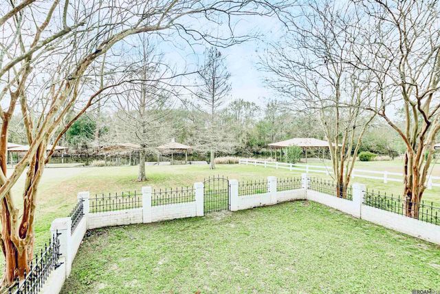 5727 Island Rd, Jarreau, LA 70749