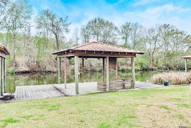 5727 Island Rd, Jarreau, LA 70749