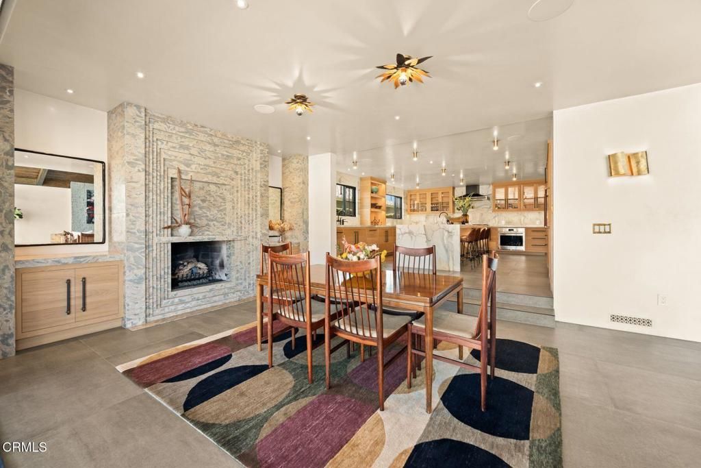 Image 19 of property listing at 2832 Sailor Avenue, Ventura, CA 93001