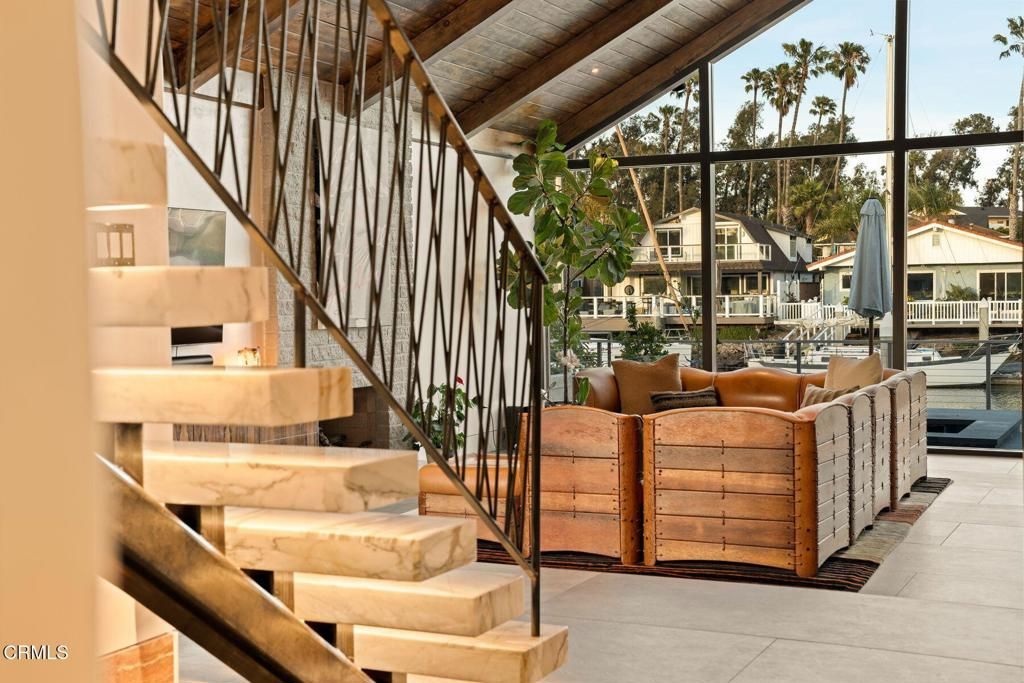 Image 31 of property listing at 2832 Sailor Avenue, Ventura, CA 93001