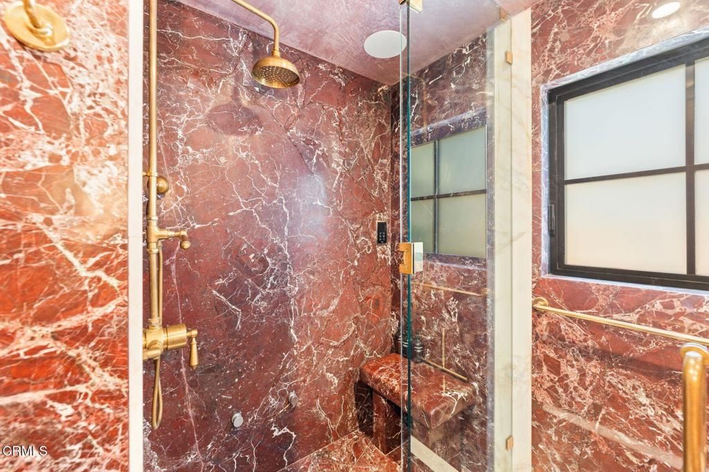 Image 37 of property listing at 2832 Sailor Avenue, Ventura, CA 93001