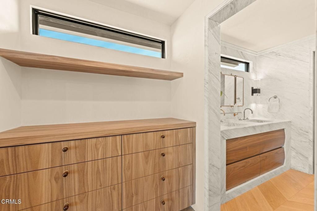 Image 46 of property listing at 2832 Sailor Avenue, Ventura, CA 93001