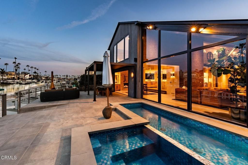 Image 61 of property listing at 2832 Sailor Avenue, Ventura, CA 93001